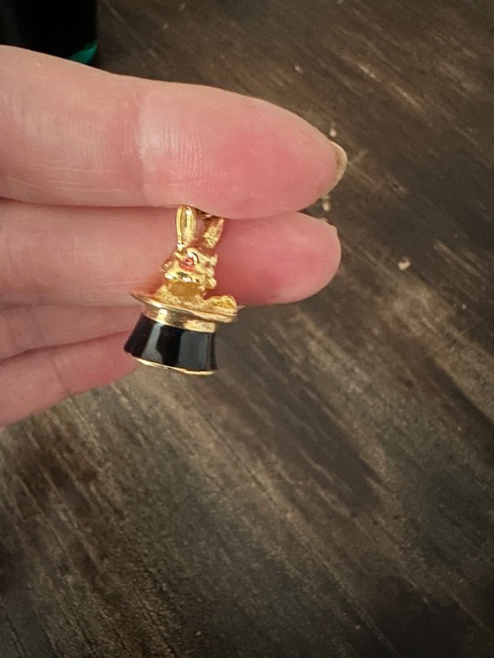 Magic hat/rabbit charm
